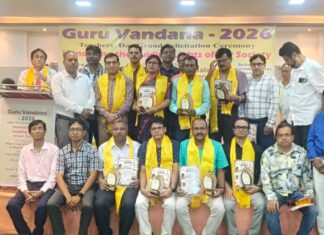 Grand Success of GURU VANDANA 2026 – 100 Eminent Teachers Felicitated by Rotary Club of Kolkata Galaxy & Swarnym Foundation at Liluah